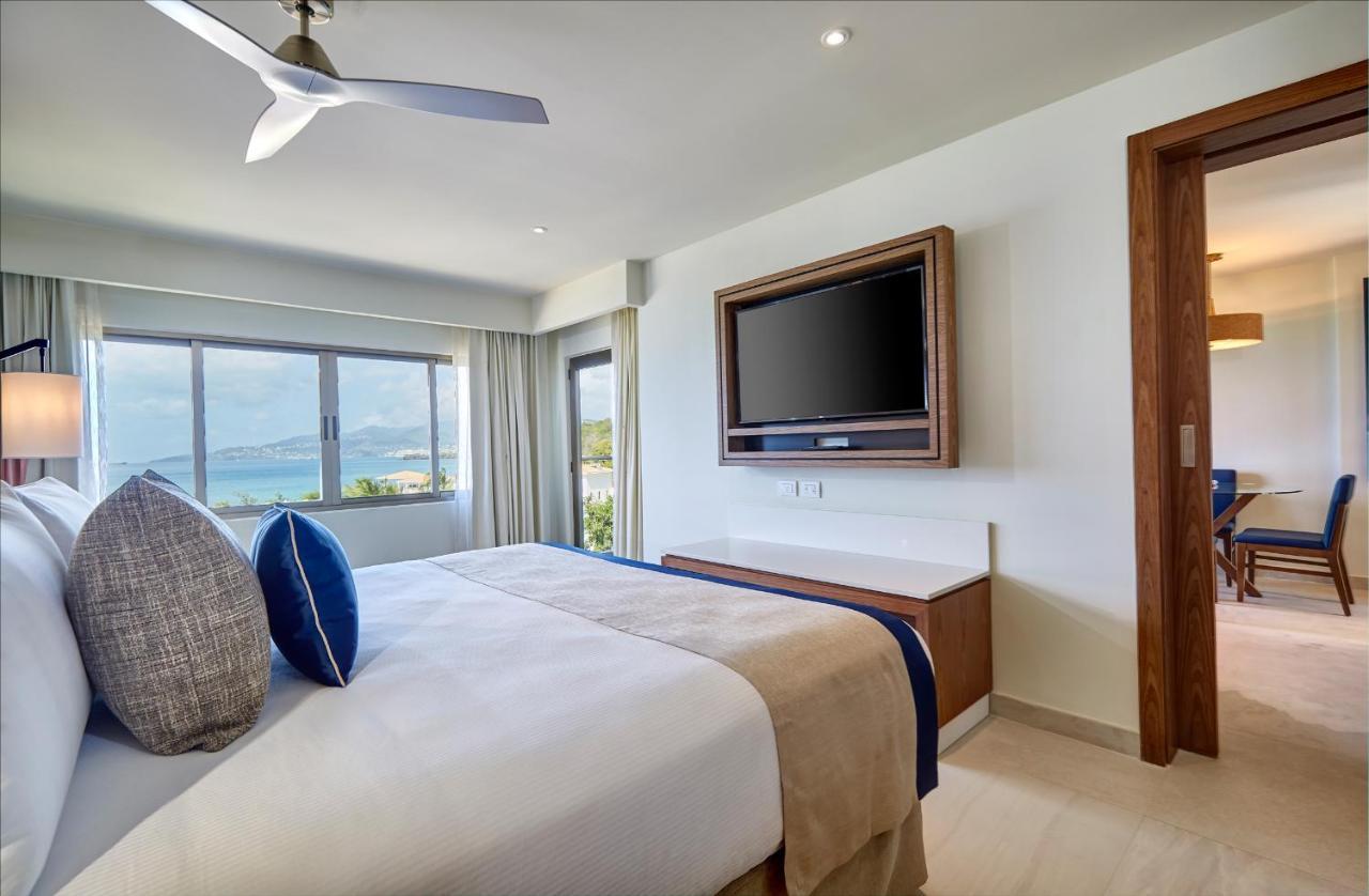 Luxury Presidential Ocean Front Two Bedrooms Suite Diamond Club